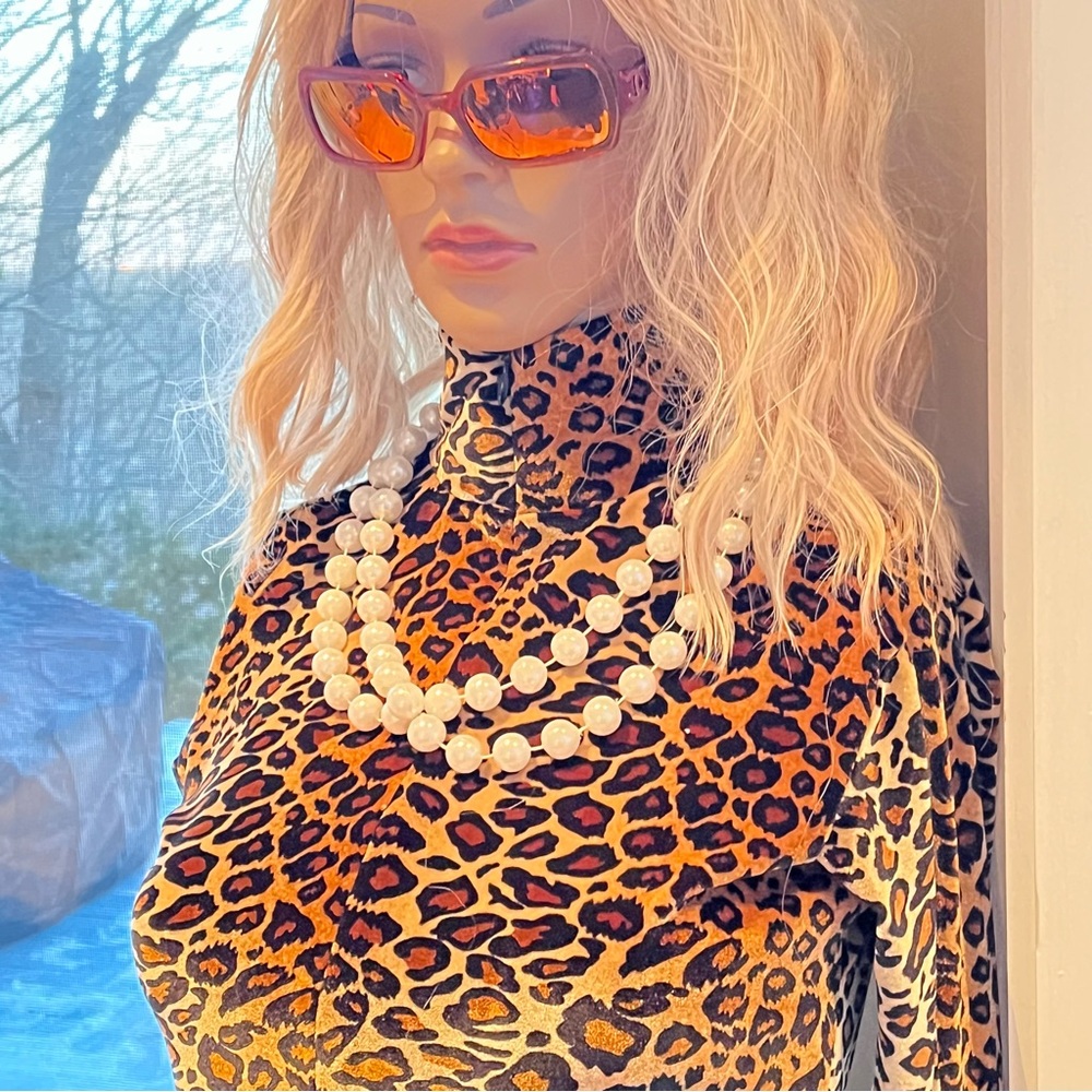 Skea Velvet 1/4 Zip Velvet Leopard Print Base Layer